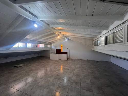 Alquiler Casa Tipo Duplex.