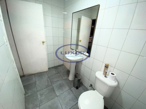 Amplia Bodega + Local En Venta En Club Hípico 722mt2
