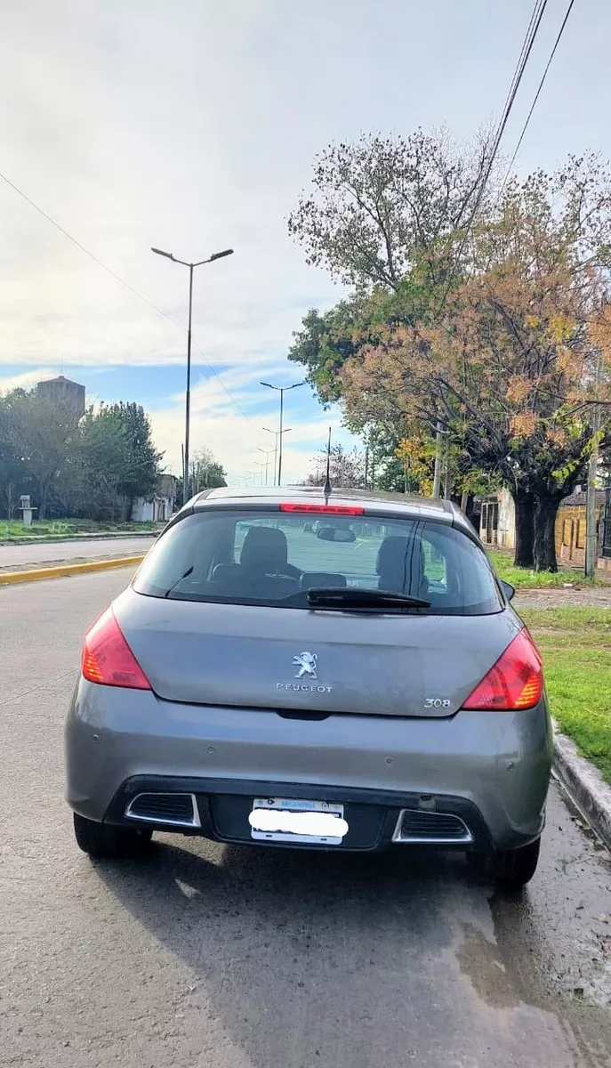 Peugeot 308 2.0 Feline 143cv