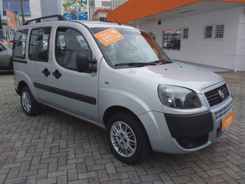 Imagem 5 de 10 de Fiat Doblò 1.8 Mpi Essence 7l 16v Flex 4p Manual
