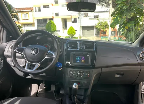 Renault Logan 1.6 life + mecanico