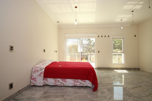 Imagem 11 de 21 de Sobrado Residencial - 4 Dorms - 4 Suites - 10 Vagas - À Venda No Centro - Reo295387