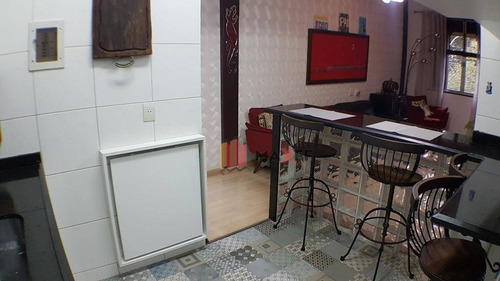 Imagem 6 de 22 de Excelente Apartamento No Tanque! - Ap0487
