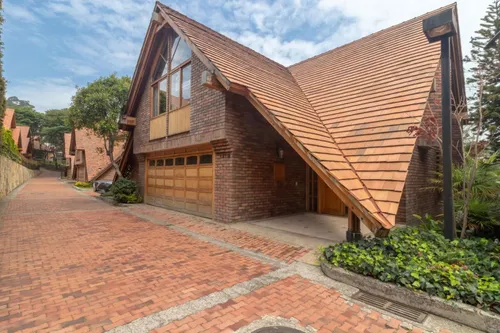 Casa En Arriendo/venta En Provenza. Cod V14810