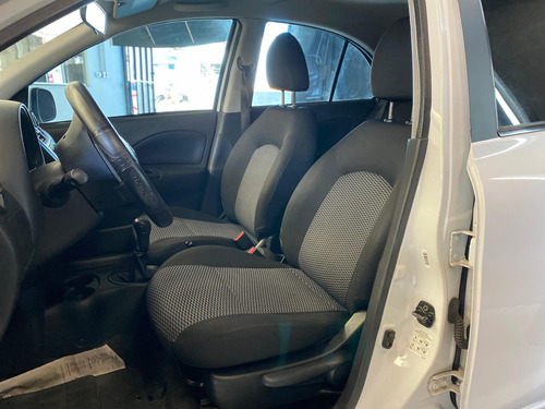 Nissan March 1.0 S 12V FLEX 4P MANUAL