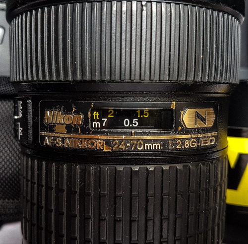 Af-s Nikkor 24-70mm 1:2.8g Ed N