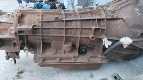 Transmisión F-250 Super Duty Power Stroke 2004 Turbo Diésel (Usado)