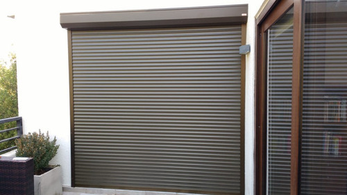 Instalación De Cortinas Y Persianas Manuales Y Automatizadas