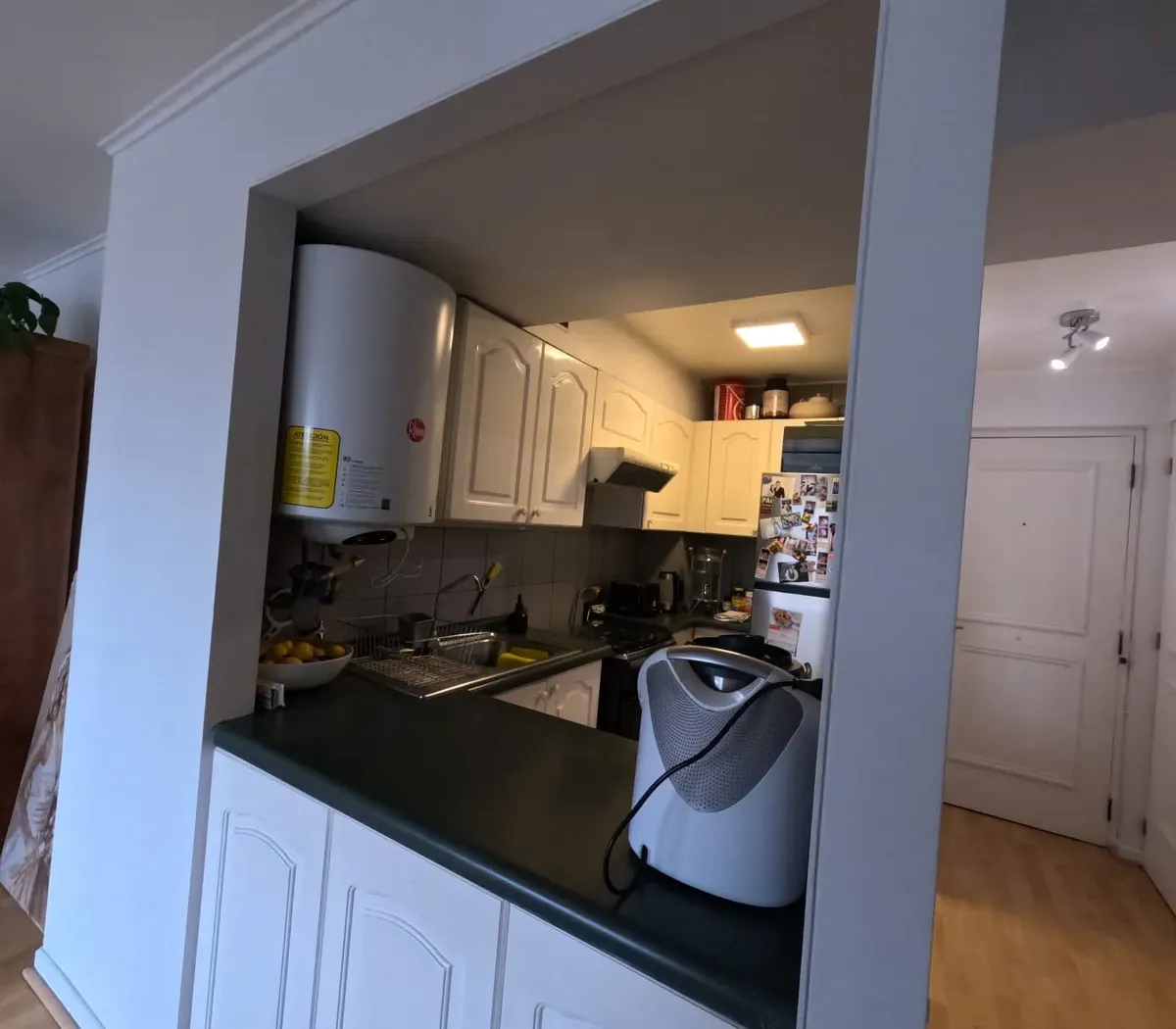Imagen 4 de 9 de Acogedor Departamento Con Excelente Ubicación Y Conectividad