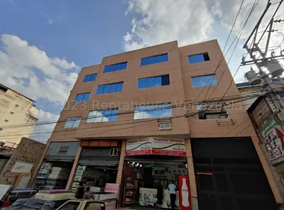Edificio en alquiler