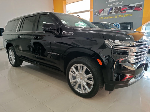 Chevrolet Suburban High Country 6.2 lts
