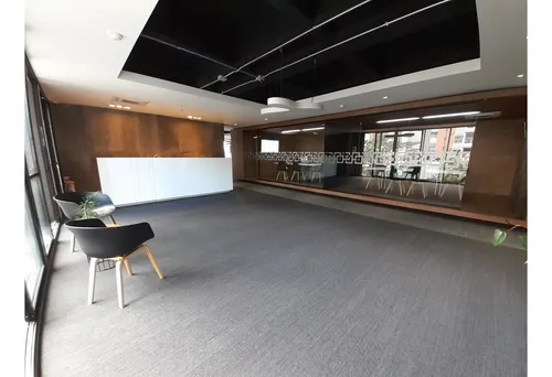 Todo Un Piso Moderno Para Oficinas En El Poblado