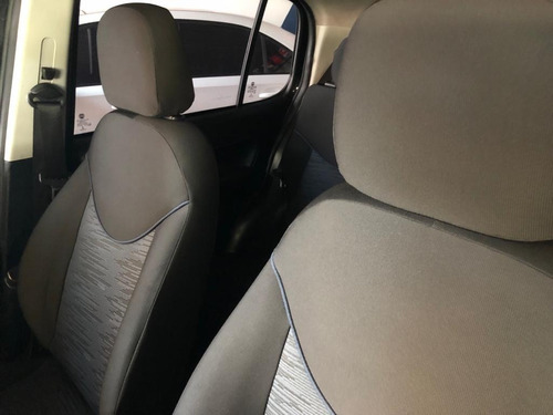 Imagem 4 de 15 de Fiat Uno Attractive 1.0