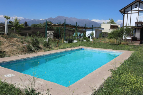 Oportunidad. Vende Dueño. Hermosa Casa Familiar Sector Haras