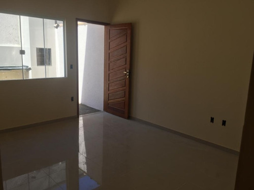 Imagem 10 de 20 de Excelentes Casas Lineares, No Bairro Extensão Do Serramar. - 918 - 69864526