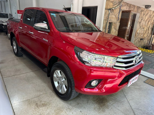Imagen 2 de 14 de Toyota Hilux (l16) 2.8 C/d 4x4 Tdi Srv 177cv