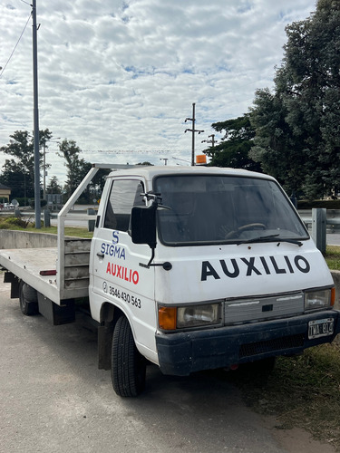 Kia 2400 Con Plancha