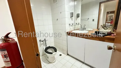 Local En Venta - Mls #25-13856