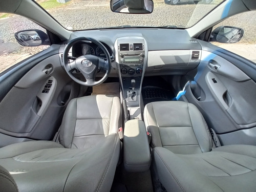 Toyota Corolla 1.8 XLI 16V FLEX 4P AUTOMÁTICO