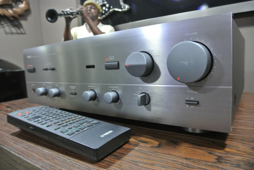Imagem 3 de 8 de Amplificador Integrado Yamaha Com Entrada De Phono Mm-mc