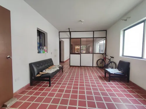 Edificio En Arriendo En Latino. Cod A22136