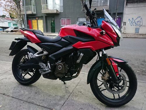 Imagen 1 de 15 de Bajaj Rouser As200