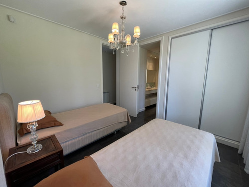 Casa A La Venta En Alamos I, Pinamar.