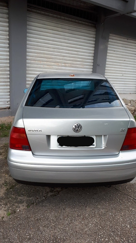 Volkswagen Bora 2.0 4p 2001