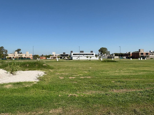 Campo Chico Venta Lote Central 360m2 Apto Dúplex