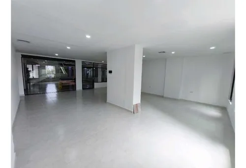 140m2 Oficina / Local Arriendo En El Poblado
