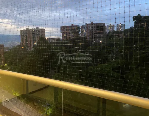 Apartamento En Arriendo En Cumbres. Cod A776147