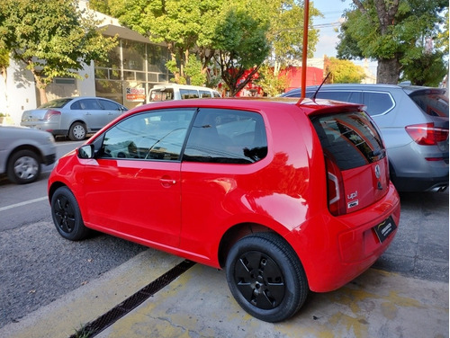 Imagen 7 de 17 de Volkswagen Up! 2015 1.0 Move Up! 75cv 3 P