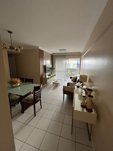 Apartamento Mobiliado Com 3 Quartos Com Suíte E Varanda Na Ponta Verde Rua Deputado José Lages