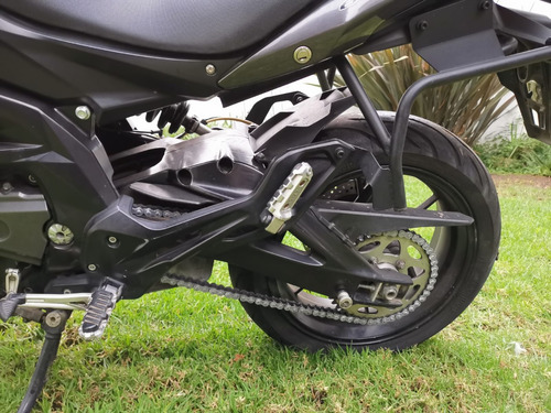 Benelli Tnt 600 Gt Año 2017. 22.000 Km Excelen Con Accesorio