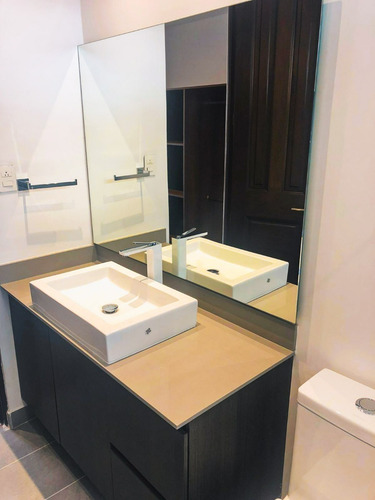 Imagen 6 de 8 de Venta De Apartamento En La Zona 13 , Avenida Las Américas