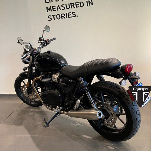 Triumph Street Twin