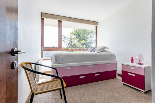 Amplio Penthouse Con Terraza Panorámica, 3 D + Escritorio