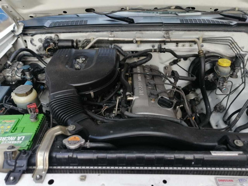 Nissan Frontier D22 Np 300 Estacas