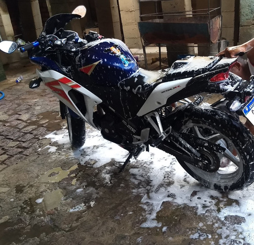 Imagem 3 de 3 de Honda Cbr