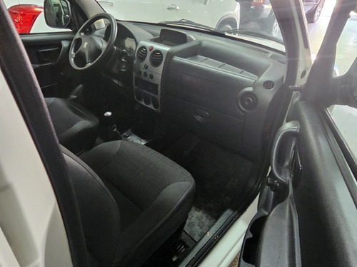 Imagen 8 de 10 de Peugeot Partner 2021 1.4 Furgon Confort