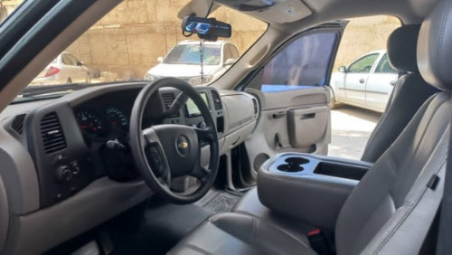 Imagen 7 de 10 de Chevrolet Silverado