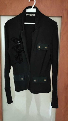 Vendo Hermosa Chaqueta Casual  Deportiva Para Damas