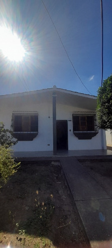 Confortable Casa En Ciudad Alianza, Guacara. C166