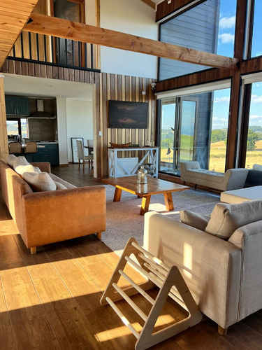 Oportunidad, Hermosa Casa En Condominio Cerrado De 4d Y 4b.