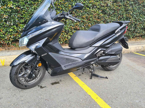 Kymco Xtown 300