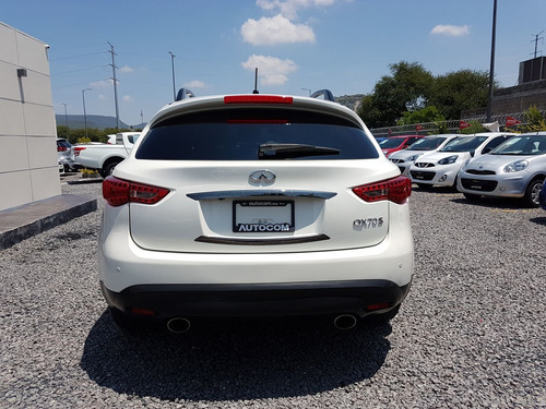Imagen 8 de 15 de Infiniti Qx70 5 Puertas