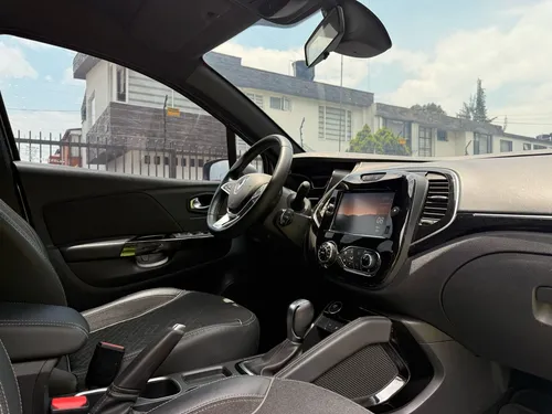 Renault Captur 1.3T Intens Cvt