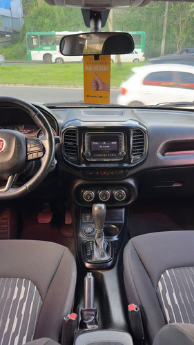 Fiat Toro 1.8 Endurance 16v Flex 4x2 Aut. 4p
