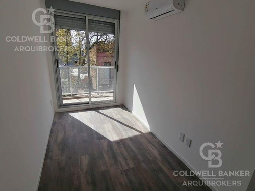 Apartamento De 2 Dormitorios En Venta En Centro