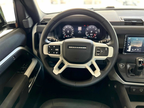 Imagen 19 de 21 de Land Rover Defender New 90 Extrafull
